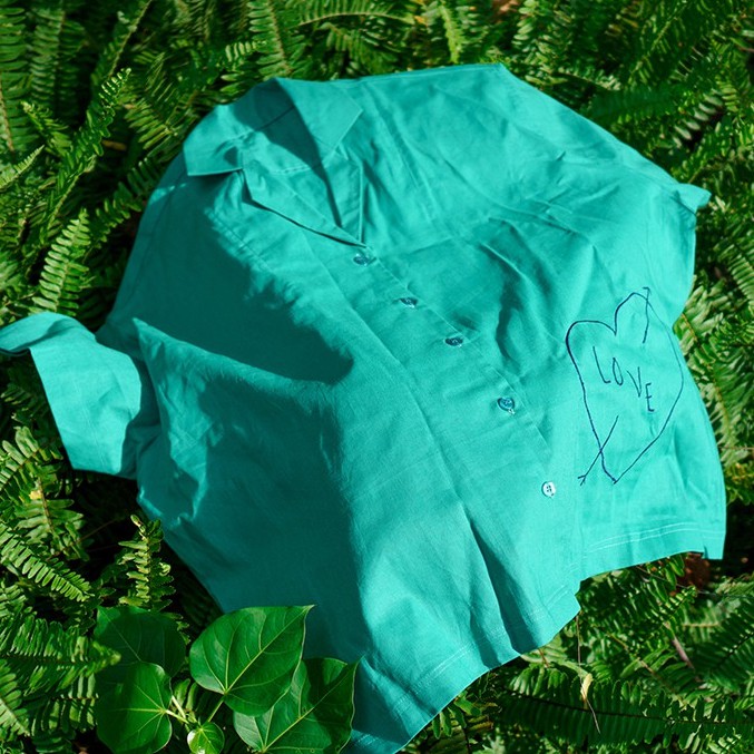 Áo sơ mi Love