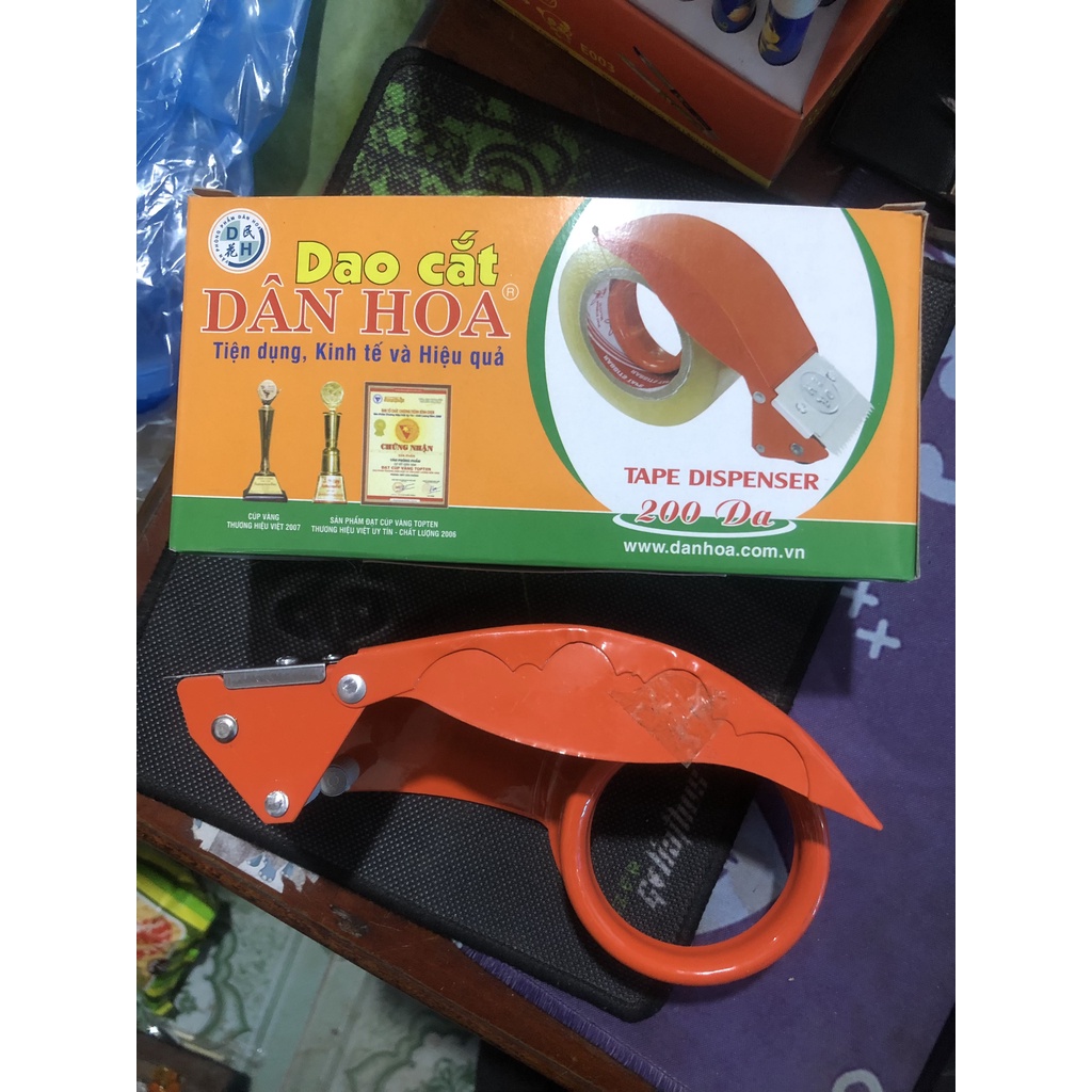 Dụng Cụ Cắt Băng Dính Size Bé Và To