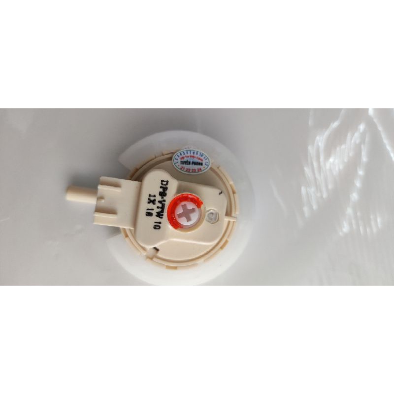 phao áp suất van áp lực máy giặt Sanyo inverter