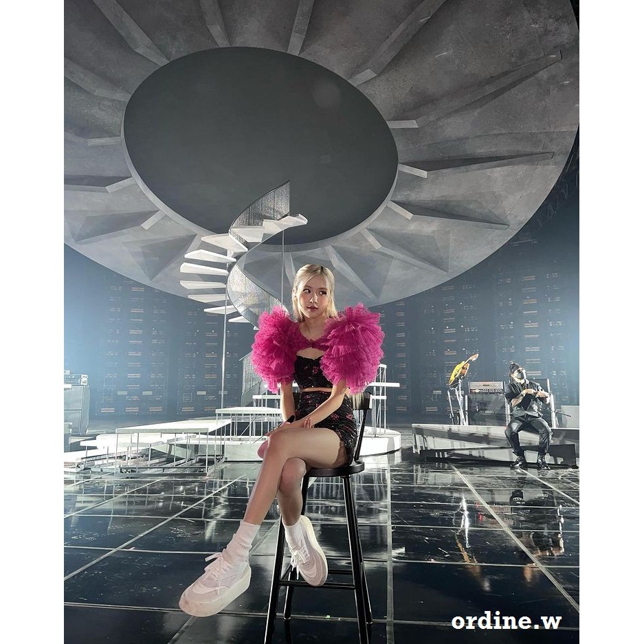 Sẵn_Giày sneaker đế bánh mì BLACKPINK Rosé