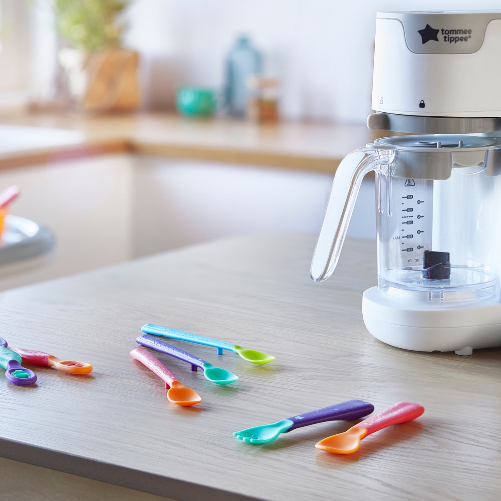Thìa tập ăn bề mặt kháng khuẩn Tommee Tippee Easigrip, cho bé từ 6 tháng