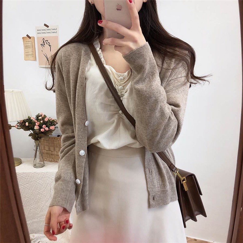Áo sơ mi nữ trắng be dài tay bồng tiểu thư WANAWEAR cổ V bèo cực xinh chất đẹp dày dặn vintage Hàn Quốc | BigBuy360 - bigbuy360.vn