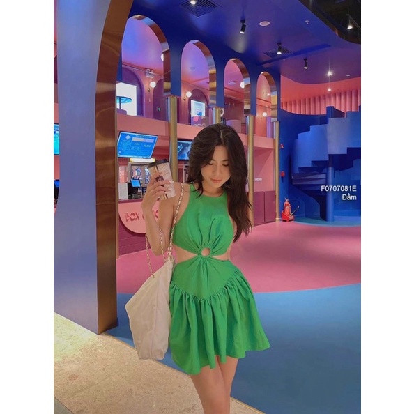 Đầm maxi cổ yếm đũi hở lưng dáng dài