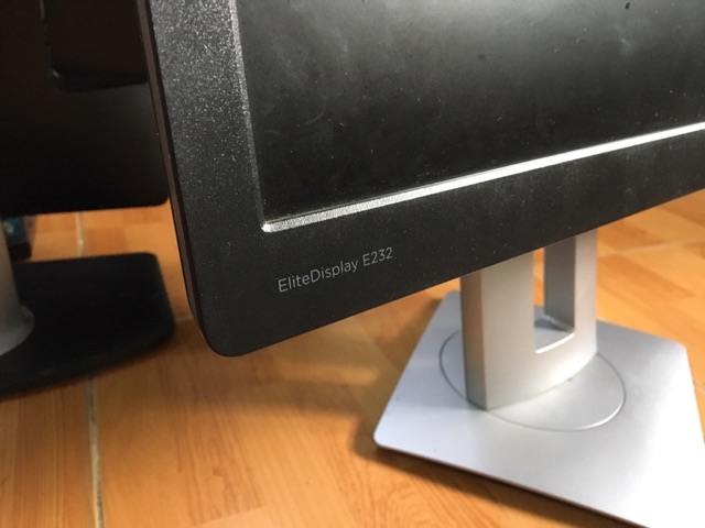 Màn hình làm đồ họa HP E232 siêu nét