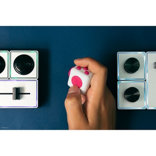 Fidget Cube: thiết bị giúp tập trung làm việc