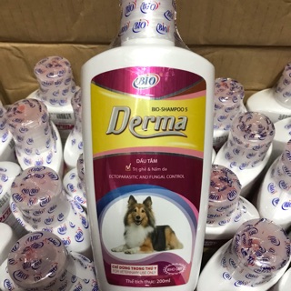 Dầu tắm ghẻ nấm da Derma 200ml