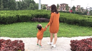 Áo váy tay bồng cho bé