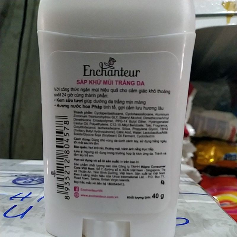 Sáp khử mùi Enchanteur White Romantic 40g | BigBuy360 - bigbuy360.vn