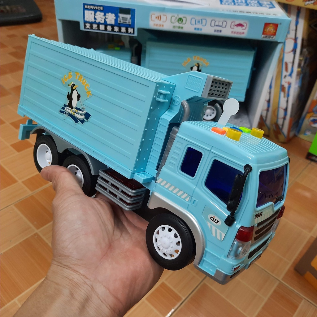 Mô hình xe ô tô chở hàng có thùng đông lạnh đồ chơi trẻ em