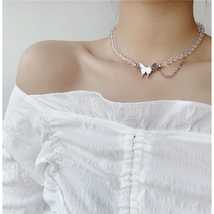 Dây chuyền xỏ hạt trong suốt phối mặt bướm thanh lịch