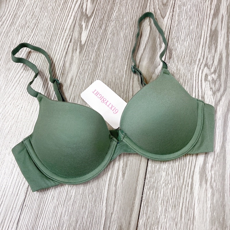 Áo 68 size 32B cho nàng v1 khiêm tốn