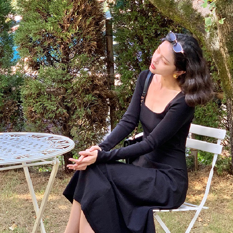 Long sleeve knitted dress