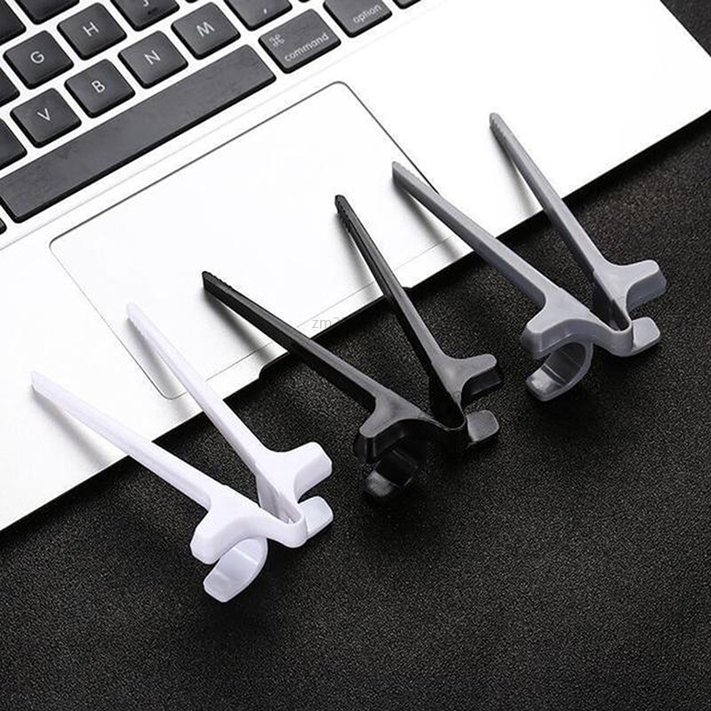 Dụng cụ kẹp gắp đồ ăn vặt tiện lợi