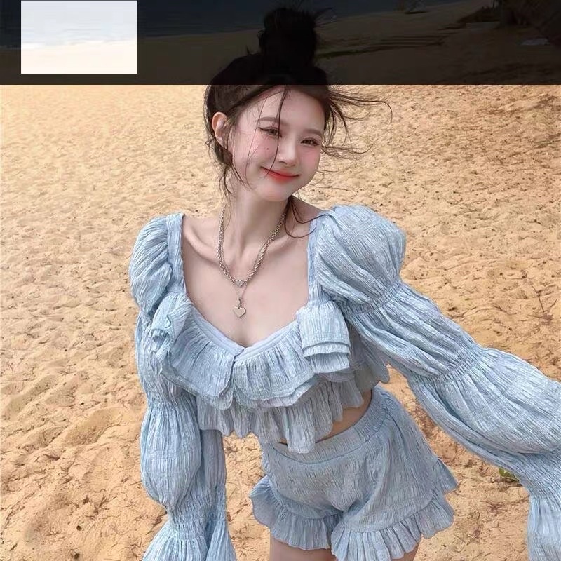 Áo kiểu croptop tay dài nữ tính phong cách hàn quốc