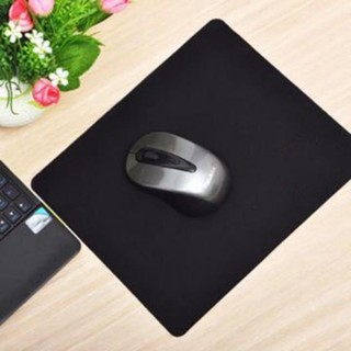 [RẺ VÔ ĐỊCH] Lót Chuột Logitech Siêu Rẻ 22 x 18 cm