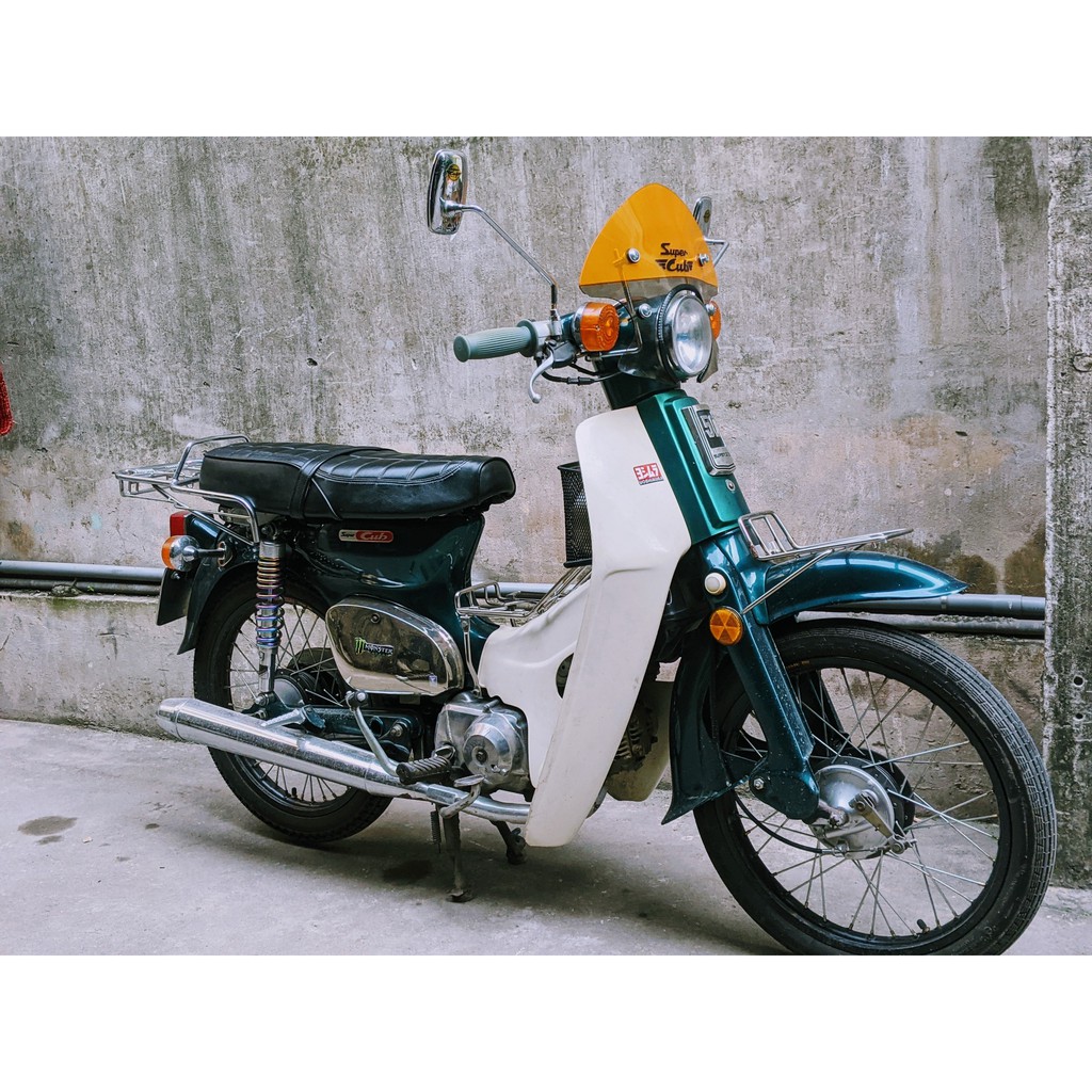 Kính chắn gió xe cub đèn tròn Mikasa