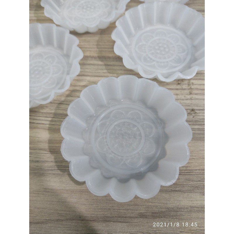 BỘ 20 KHUÔN NHỰA LÀM RAU CÂU, BÁNH BÒ HÌNH HOA SEN 6 CM