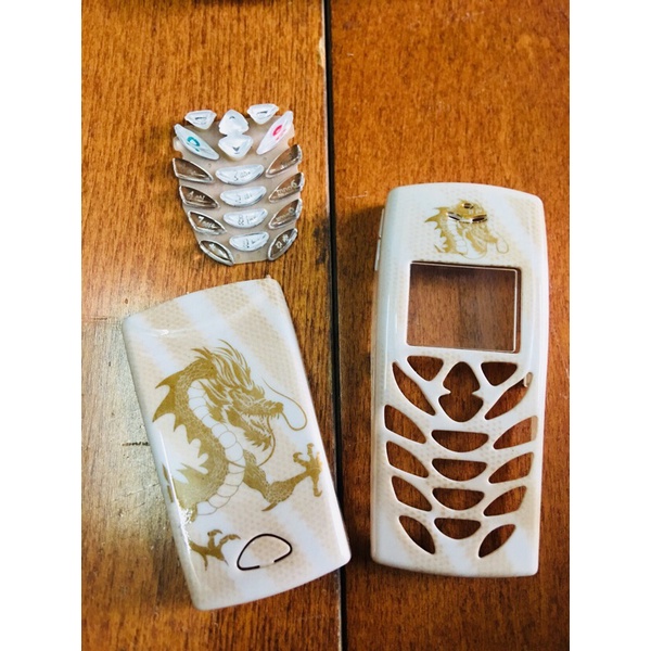 Vỏ cho nokia 8310 có phím