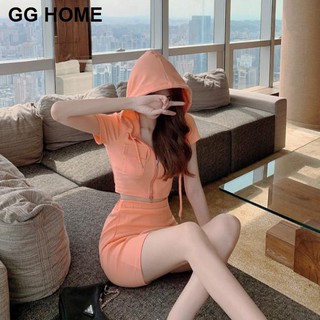 Set Đồ Thể Thao Năng Động Dành Cho Nữ