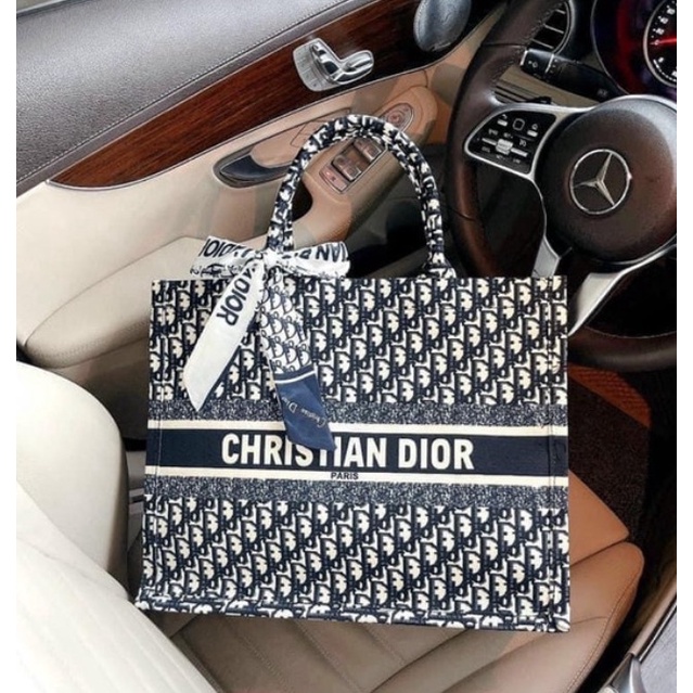 🎁 Túi Xách công sở D.I.O.R.R tặng kèm khăn lụa❣️💚  tkutrangg bag store  💚