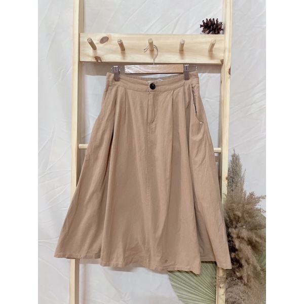 Chân váy 2hand vintage siêu xinh. Mẫu hoa, trẻ trung