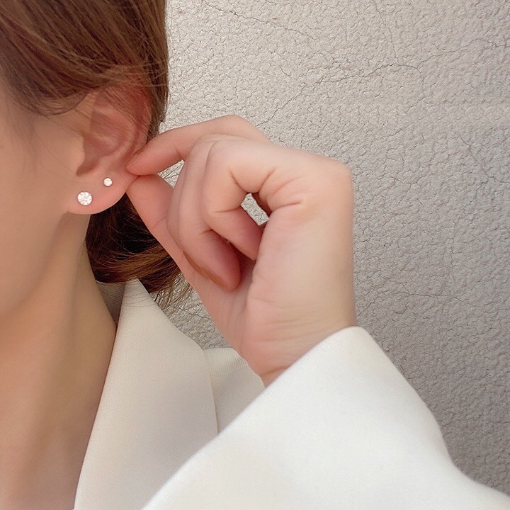 Khuyên tai bạc 925 đính đá tròn cá tính sang chảnh AURASILVER-KT24