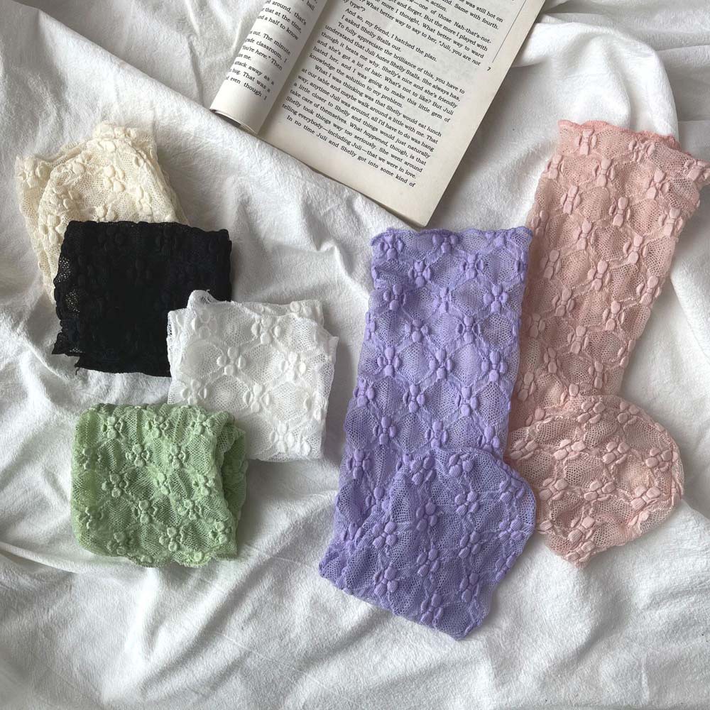 Đôi Vớ Lưới Thoáng Khí Họa Tiết Hoa Dễ Thương Bắt Mắt Sành Điệu