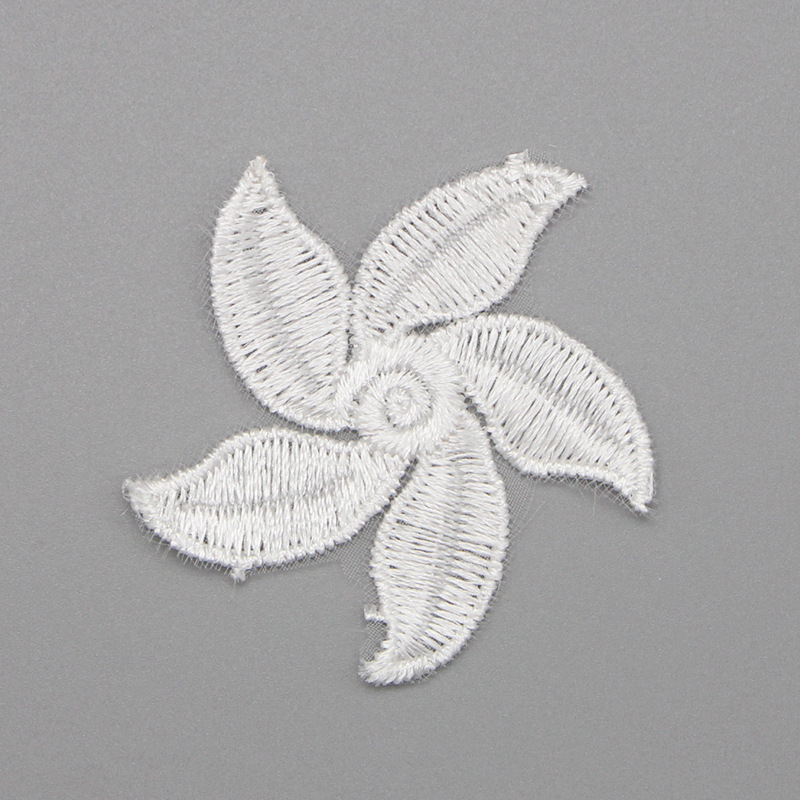 Set 24 miếng vá ren thêu hình hoa và bướm màu trắng trang trí quần áo trẻ em diy