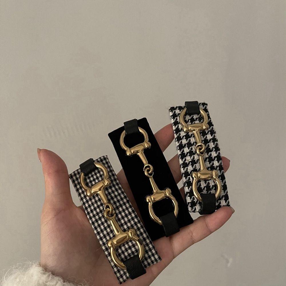 Băng Đô Cài Tóc Chất Liệu Da Phối Nhung Màu Trắng Đen Phong Cách Vintage Hàn Quốc