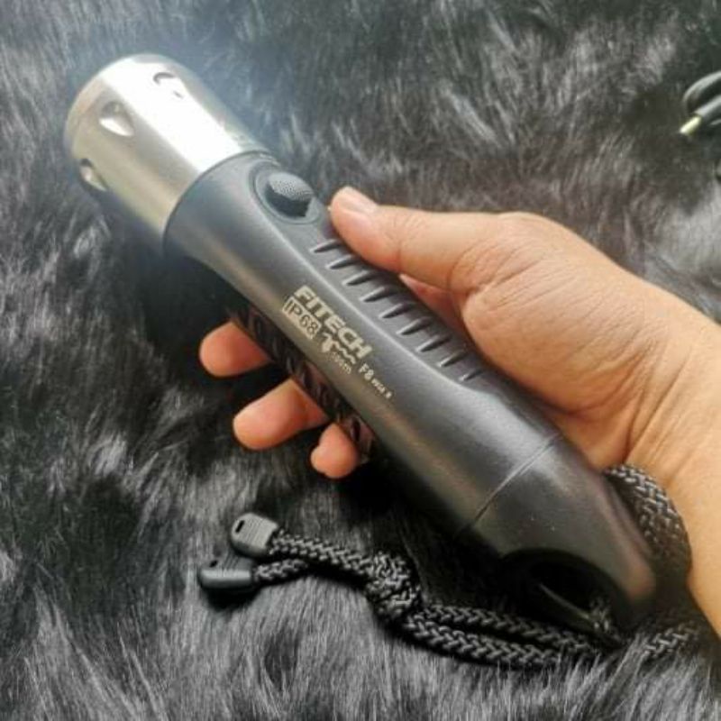 Đèn lặn biển Fitech F8 pin suốt 12h chính hãng