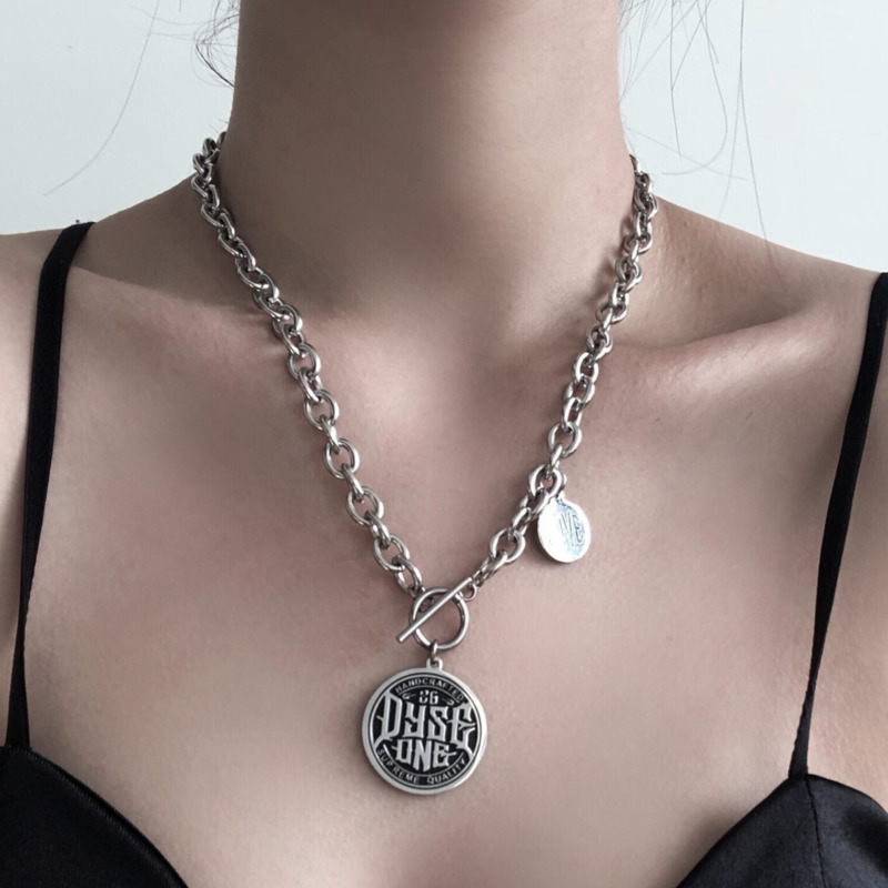 OT vòng cổ Mặt Tròn Phong Cách Retro Cá Tính