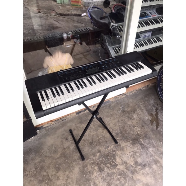 Đàn Organ Nhật CTK -2300 phím hộp . giá rẻ . đầy đủ chức năng . âm thanh hay .phím tốt . bảo hành 1 năm