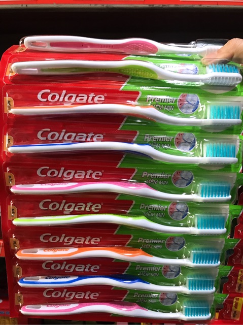 Bàn chải răng COLGATE (2 loại)