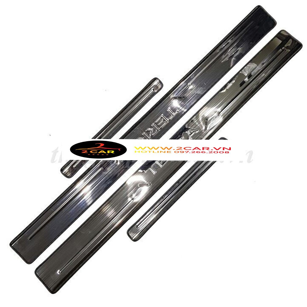 Bộ Ốp bậc cửa, Nẹp bước chân Nissan Terra - Mẫu Titan hàng cao cấp