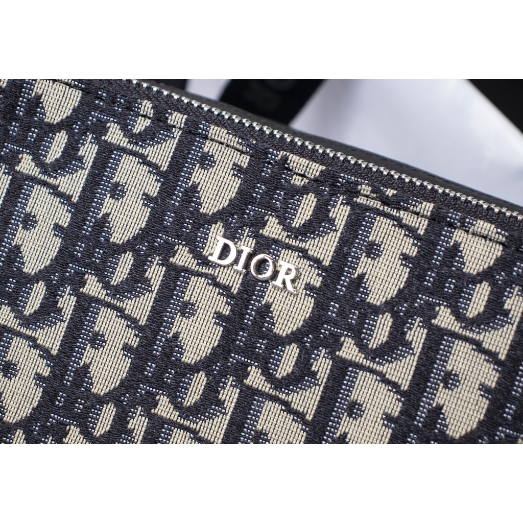 Túi đeo chéo nam cá tính DIOR CD da thật cùng vải canvas trẻ trung