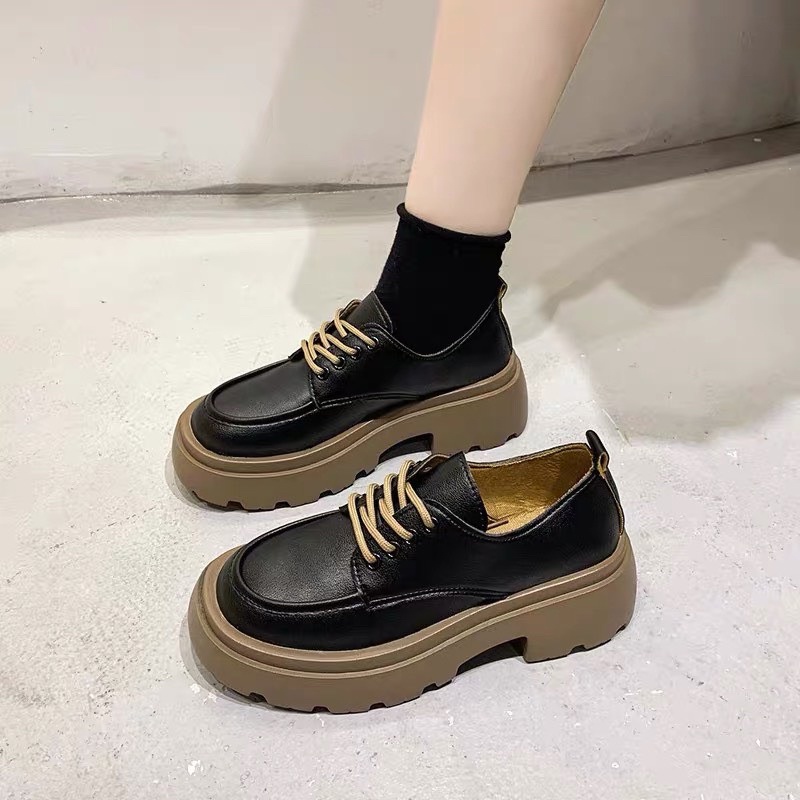 Giày oxford buộc dây đế nâu hai màu đen trắng phong cách trẻ trung năng động