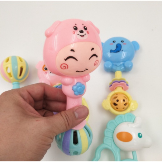 Đồ chơi lục lạc 7 món hình còn vật nhiều màu sắc cho bé