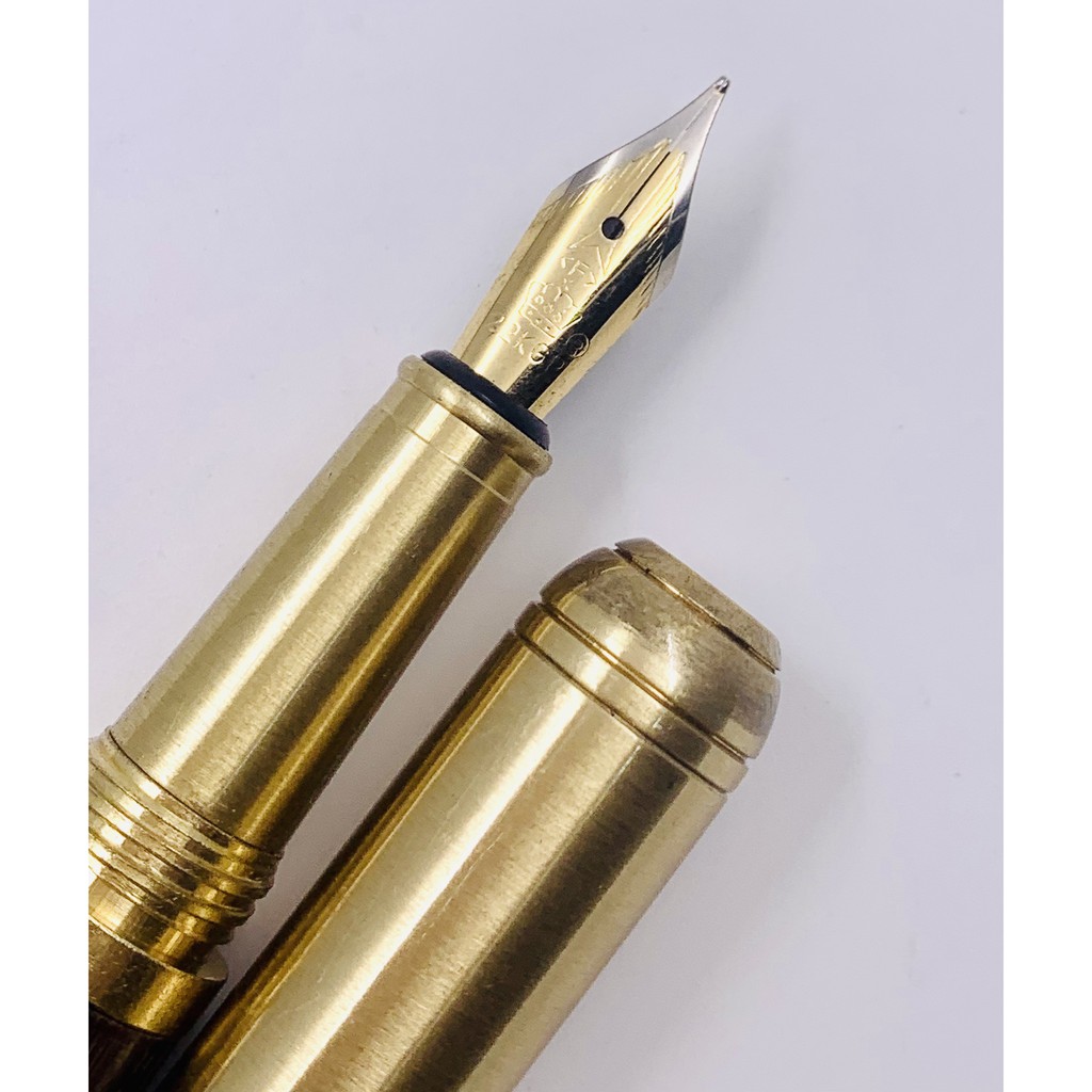 Bút máy bằng gỗ cao cấp, làm quà tặng học sinh, quà tặng khuyến mãi