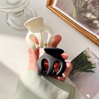 Kẹp Tóc Hình Cá Mập Tròn Mini Dễ Thương Cho Nữ
