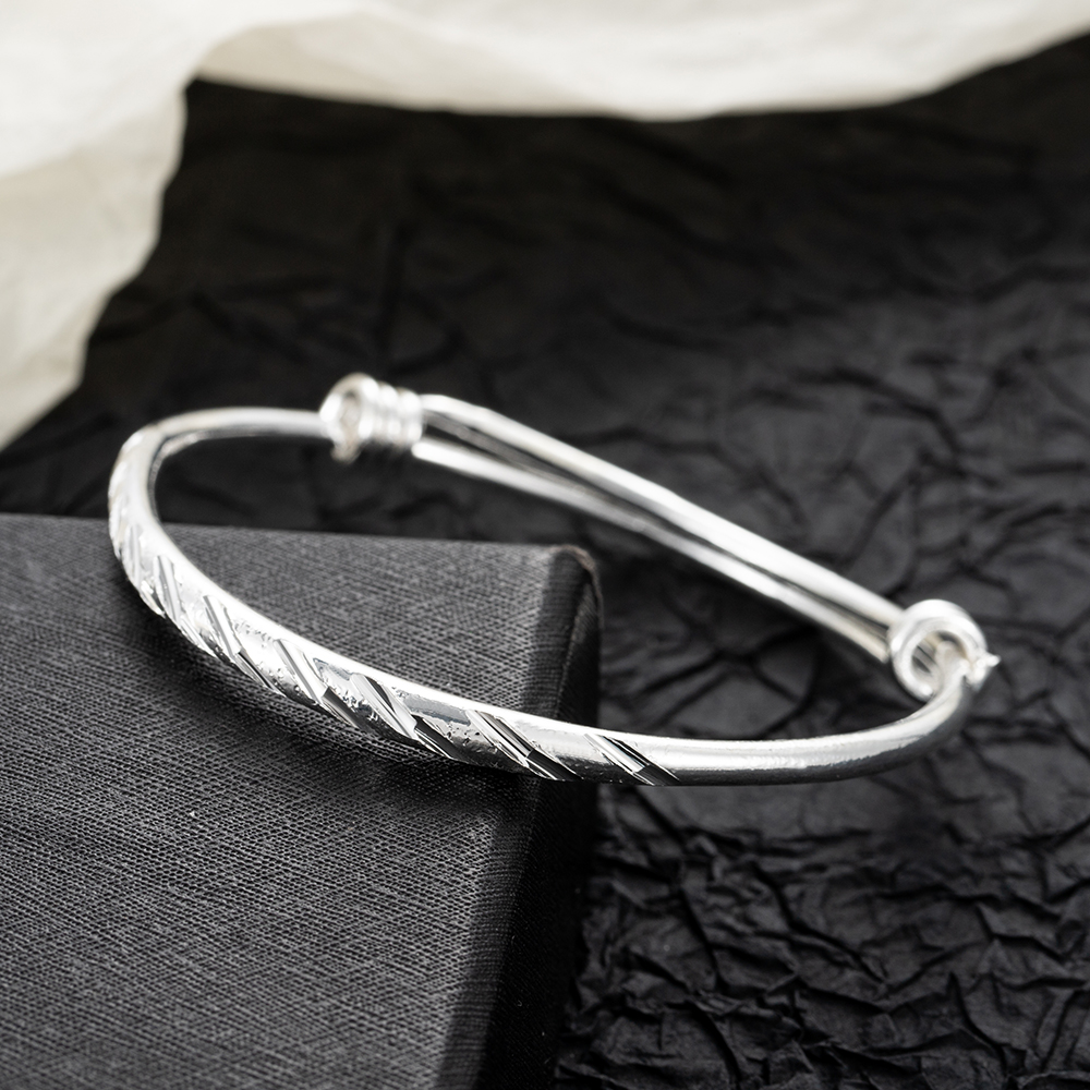 Vòng Tay Chuỗi Hạt Thiết Kế Đơn Giản Cho Nữ