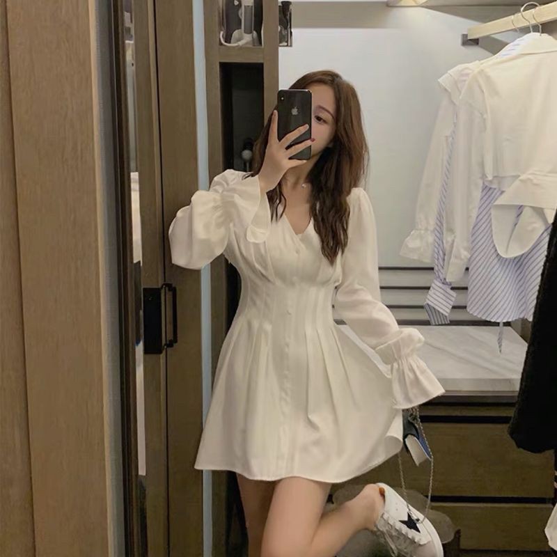 ] 🔥Đầm trắng xòe eo xếp li tay dài ulzzang cực phẩm | BigBuy360 - bigbuy360.vn