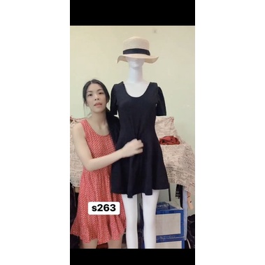 đầm xòe cut-out lưng. S263