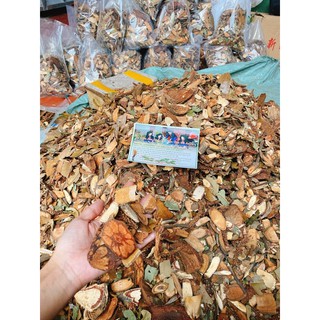 Lá tắm dao đỏ