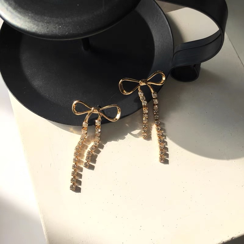 Hoa tai hình nơ đính đá - Maben