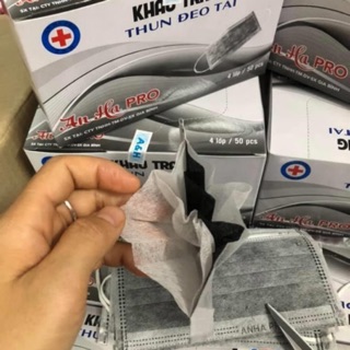 KHẨU TRANG Y TẾ BỐN LỚP SET 20 CÁI