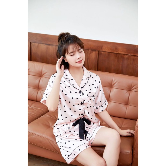 Bộ Đồ Ngủ Tay Ngắn Dáng Rộng Cài Khuy In Họa Tiết Độc Đáo Thời Trang Mùa Hè Cho Nữ