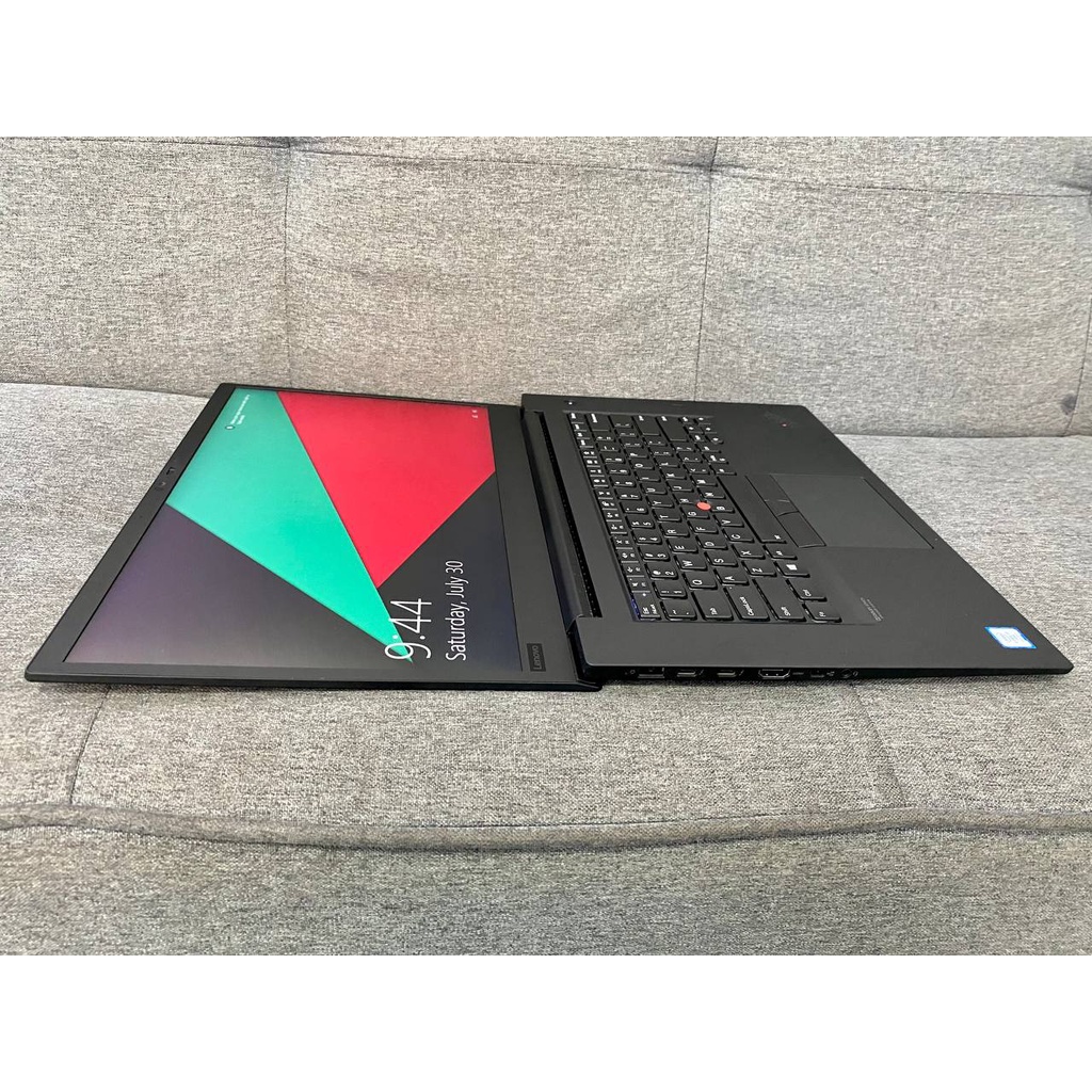 Laptop Thinkpad P1 Gen 2 i7-9850H, RAM 16G, SSD 512G, VGA T2000 4G, 15' FHD  HÀNG CHUẨN ĐẸP