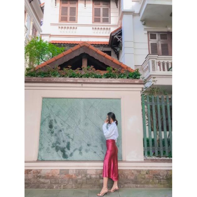 🍀 10.10 🍀 9.9 Chân váy H&M vải lụa xẻ vạt (Mid- Length Skirt) .. Đẹp . .