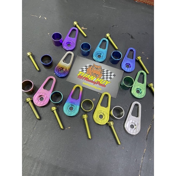 Móc treo đồ titan gr5 độ dày 4,5li cho các dòng xe vario click winner sonic wave