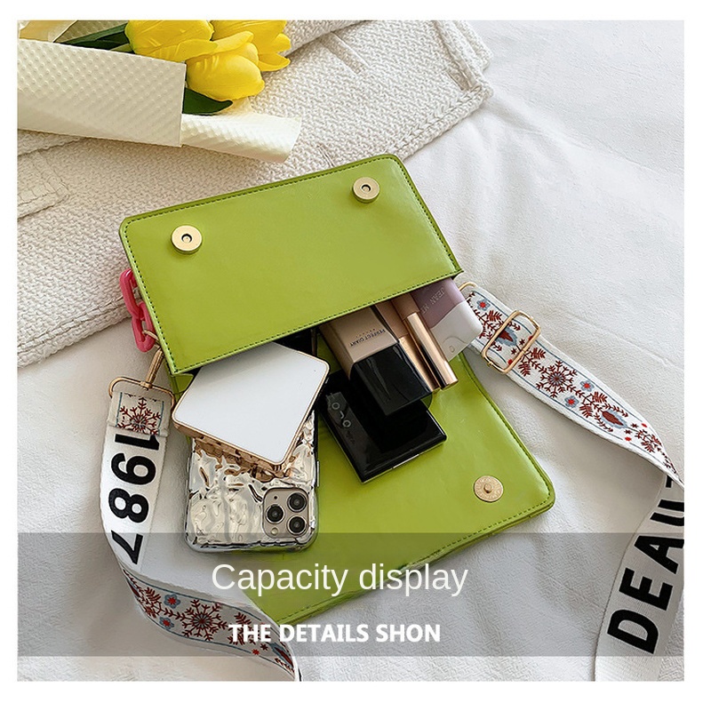 Túi Vuông Đeo Chéo Vai Có Dây Đeo Sợi Xích NB00188